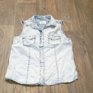 YMI Light Wash Sleeveless Jean Jacket